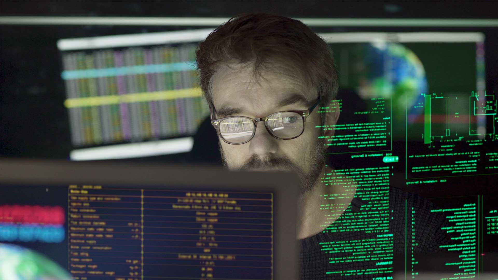 is_worker_reviewing_data