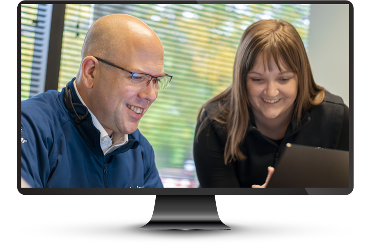 desktop-monitor-with-image-of-consultation-2